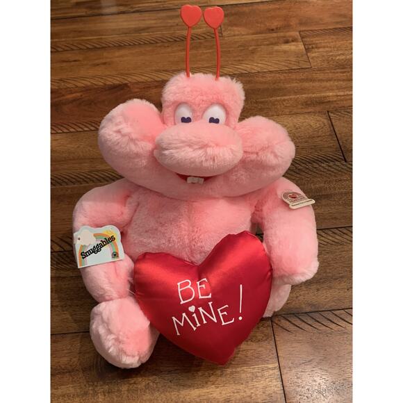 Vintage 1980s Heartline Snuggables Pink Love Bug Beastie, Valentines Day, Read - Picture 2 of 14